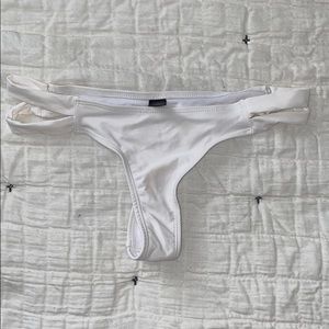 MEDIUM- WHITE BOUTINE LA BIKINI BOTTOMS